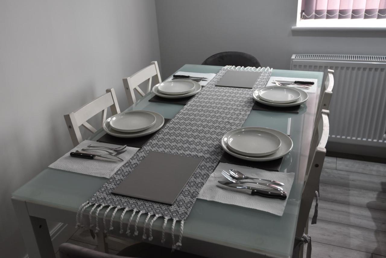 Cozy! 2-Bedroom Exclusive Apartment Near Bristol City Centre Easton Speedwell Sleeps Upto 6 Buitenkant foto